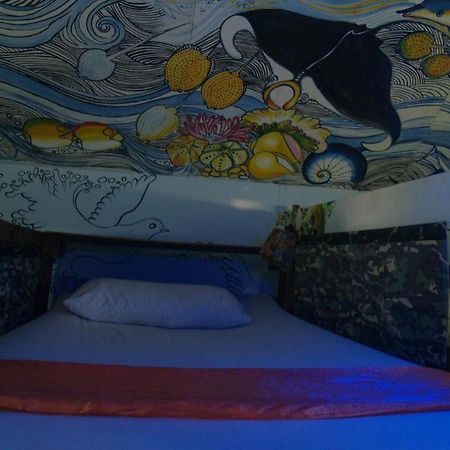 Peacock Hostel Ko Lanta Exteriör bild